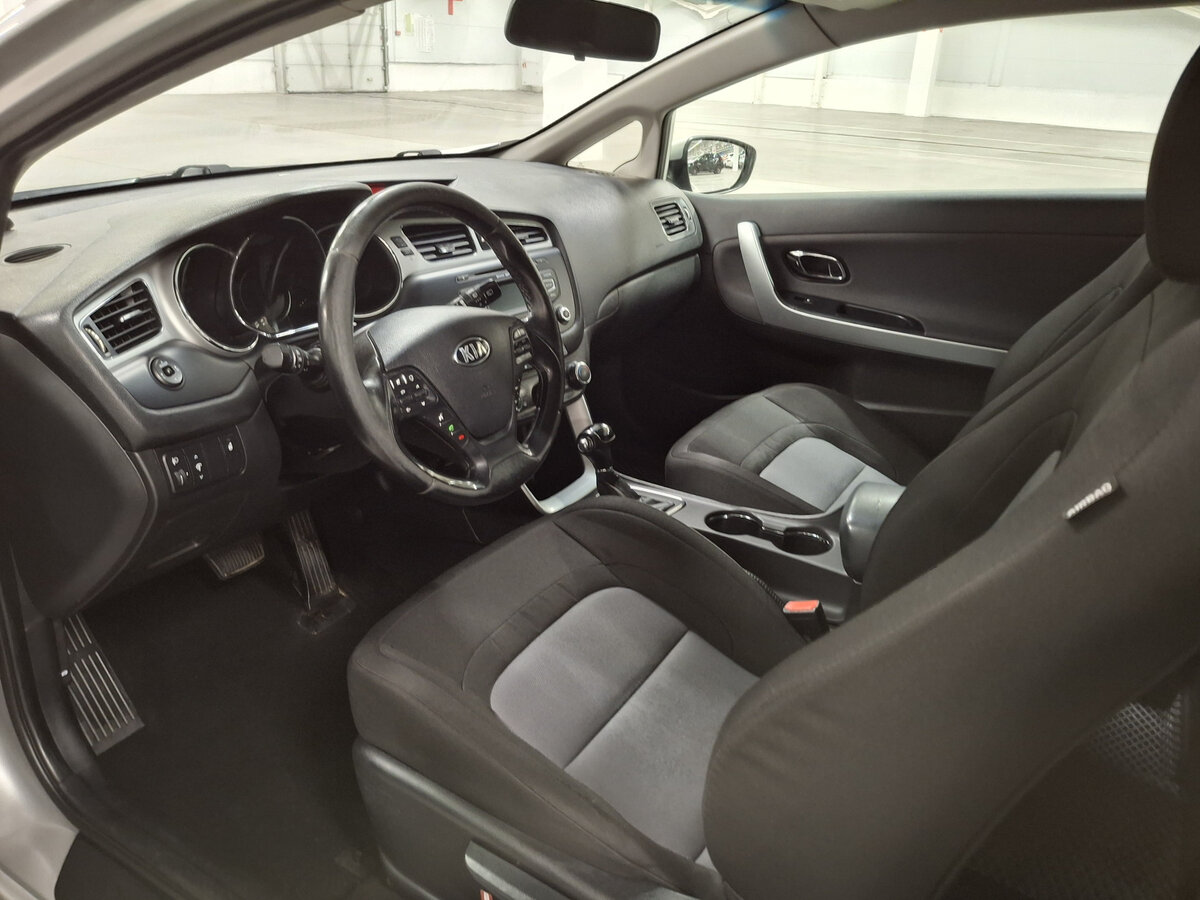 Kia Ceed б/у, 2013, Автоматическая. Фото: #15
