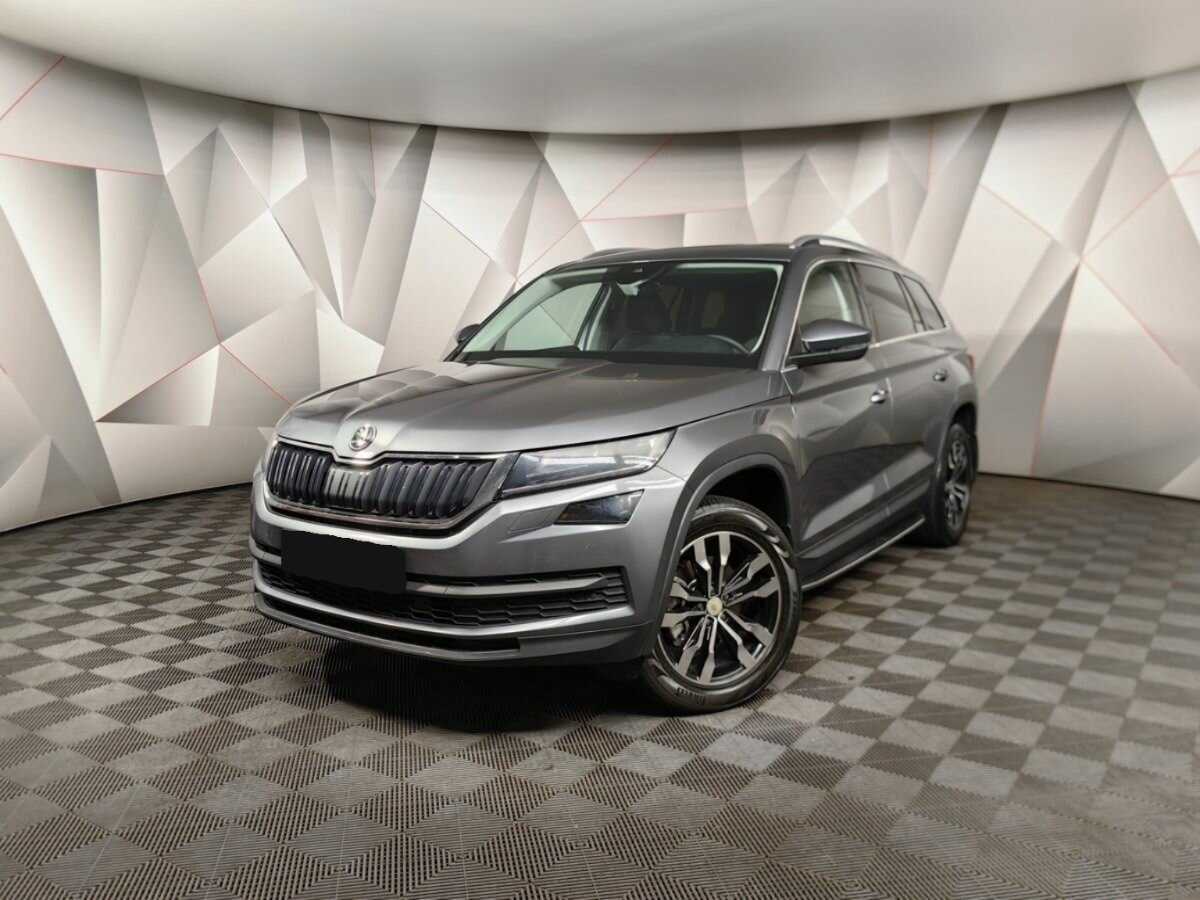 Skoda Kodiaq б/у, 2021, Роботизированная. Посмотреть фото