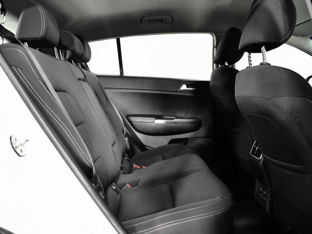 Kia Sportage б/у, 2016, Автоматическая. Фото: #9