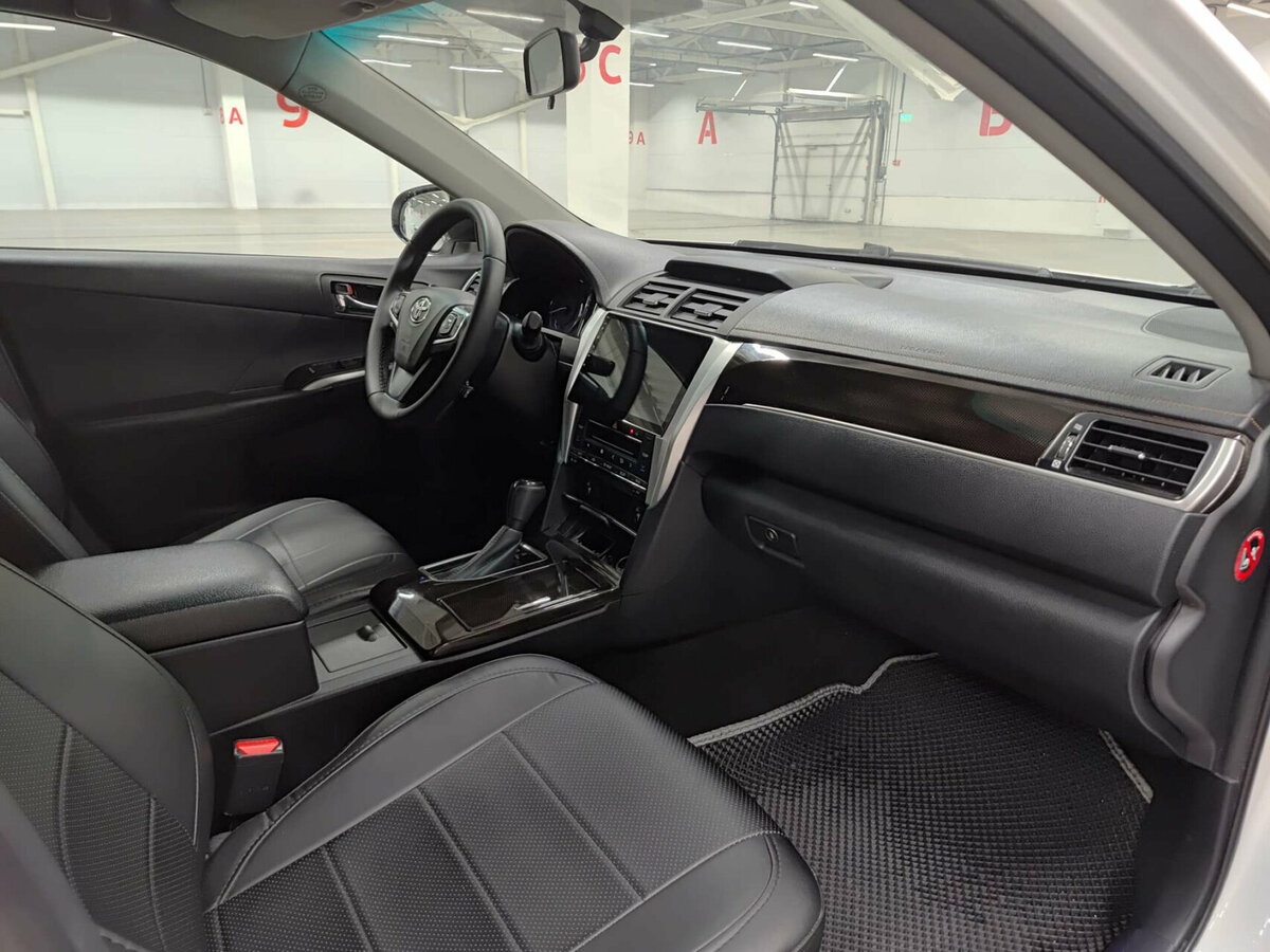 Toyota Camry б/у, 2017, Автоматическая. Фото: #10