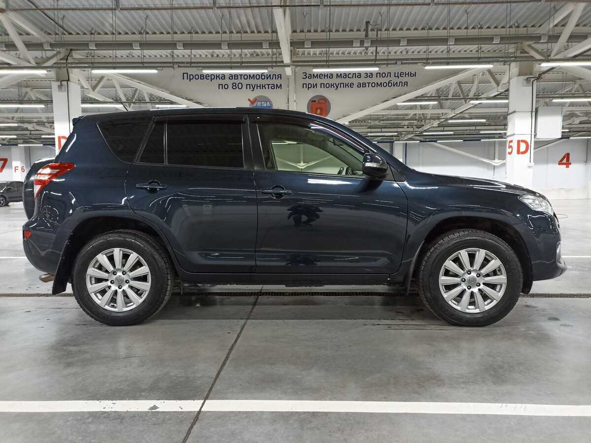 Toyota RAV4 б/у, 2012, Механическая. Фото: #3