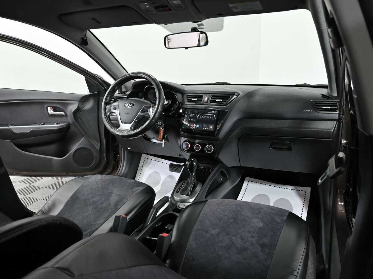 Kia Rio б/у, 2017, Автоматическая. Фото: #4