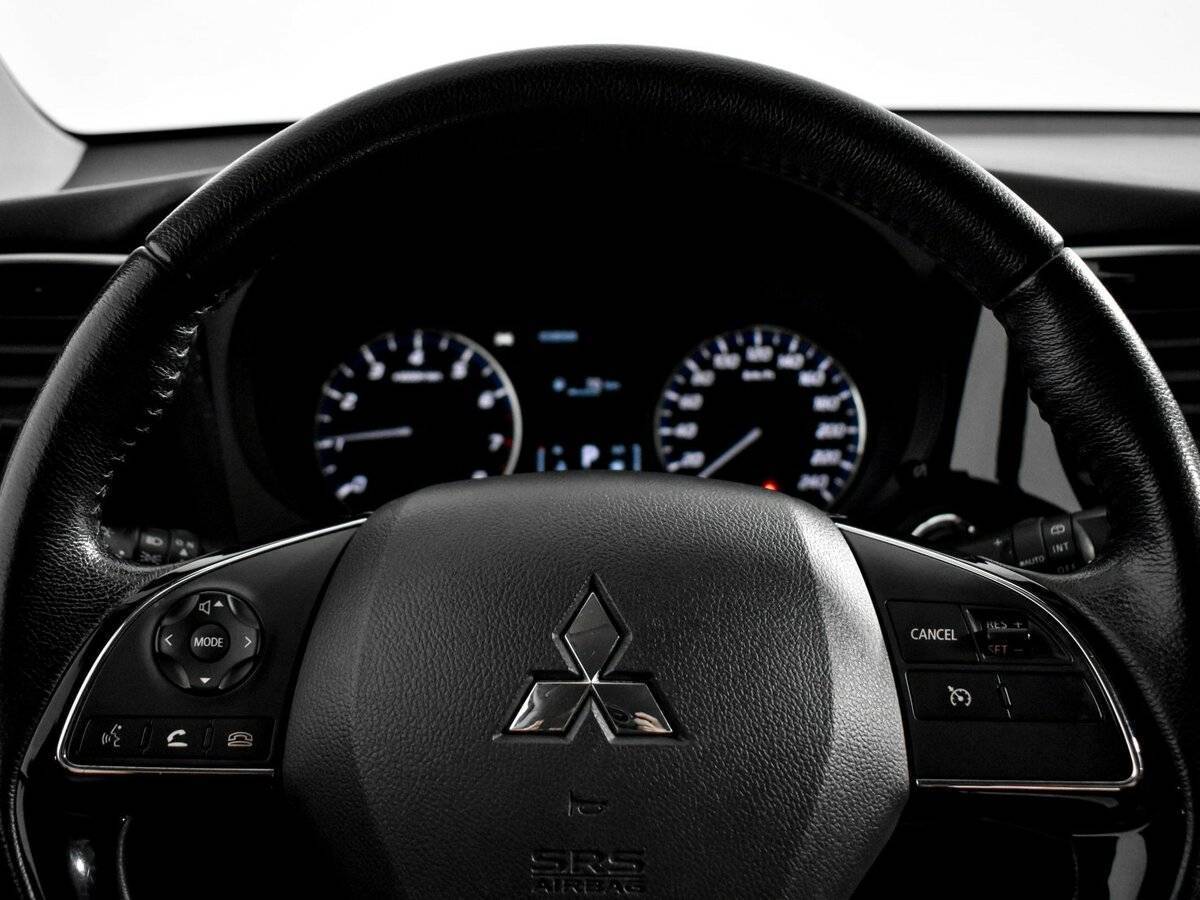 Mitsubishi Outlander б/у, 2018, Вариатор. Фото: #17