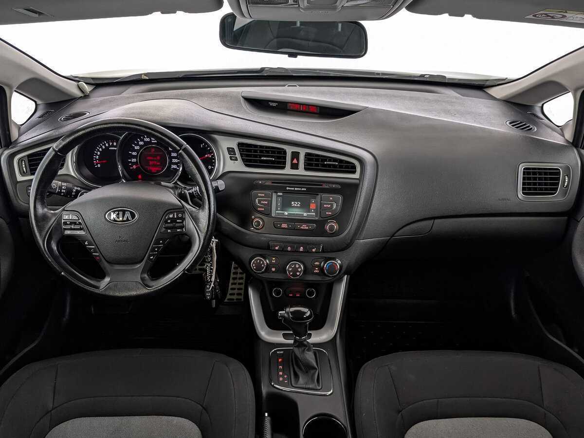 Kia Ceed б/у, 2014, Автоматическая. Фото: #9