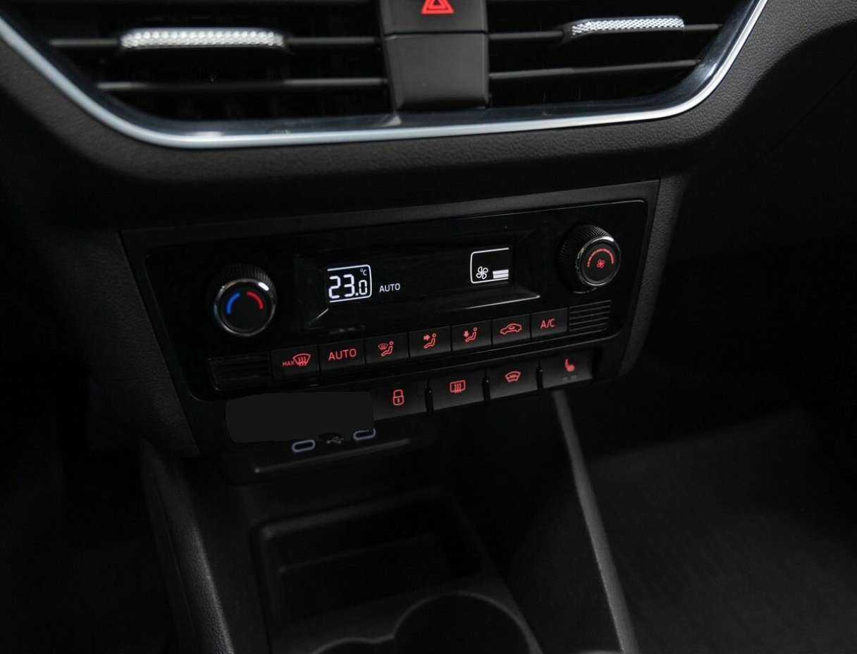 Volkswagen Polo б/у, 2020, Механическая. Фото: #17