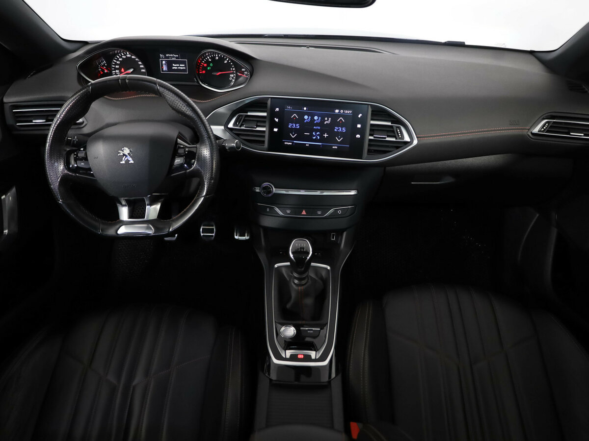 Peugeot 308 б/у, 2019, Механическая. Фото: #6