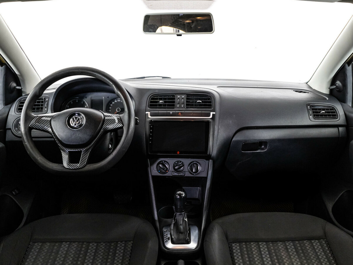 Volkswagen Polo б/у, 2018, Автоматическая. Фото: #7