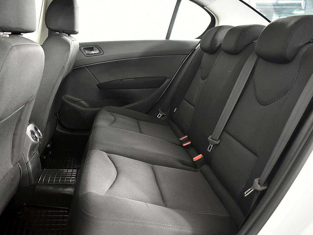 Peugeot 408 б/у, 2013, Автоматическая. Фото: #8