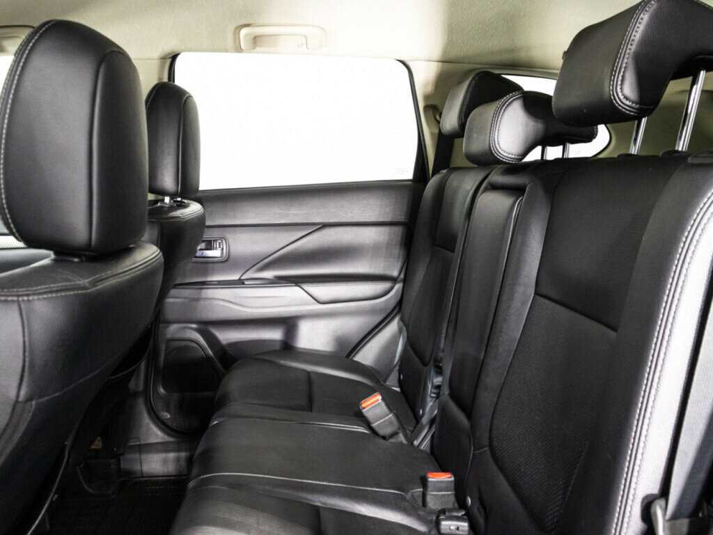 Mitsubishi Outlander б/у, 2013, Вариатор. Фото: #9