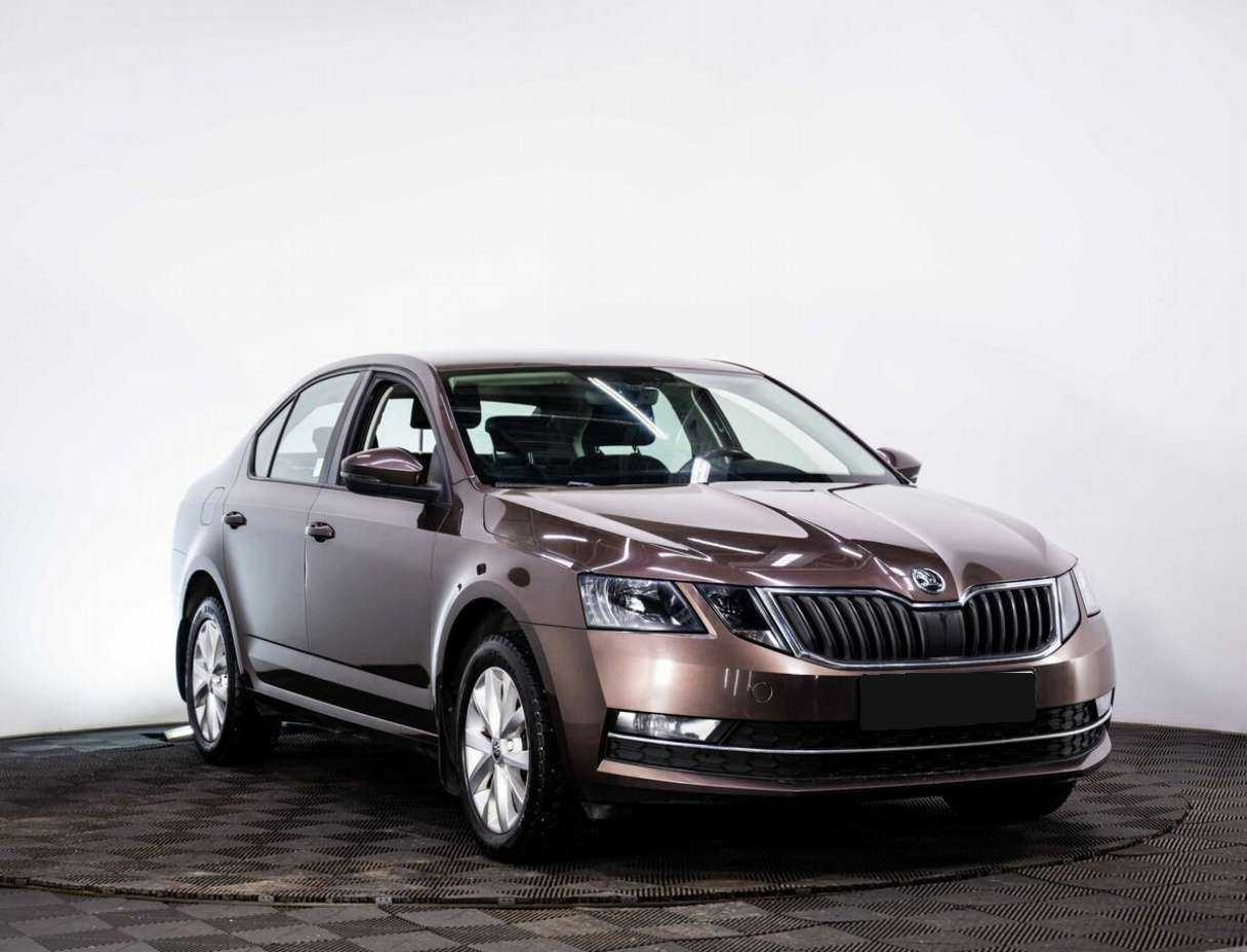 Skoda Octavia б/у, 2017, Автоматическая. Фото: #2