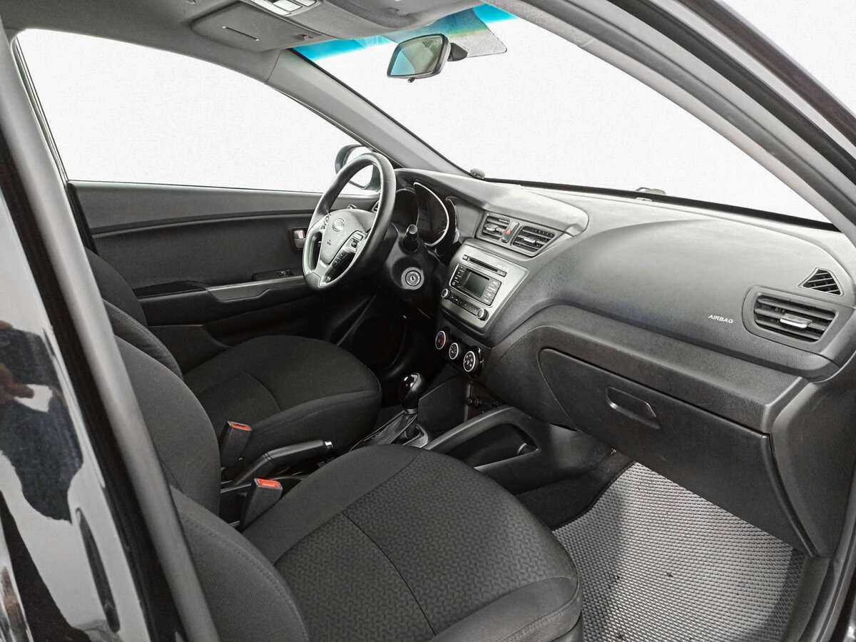 Kia Rio б/у, 2017, Автоматическая. Фото: #6