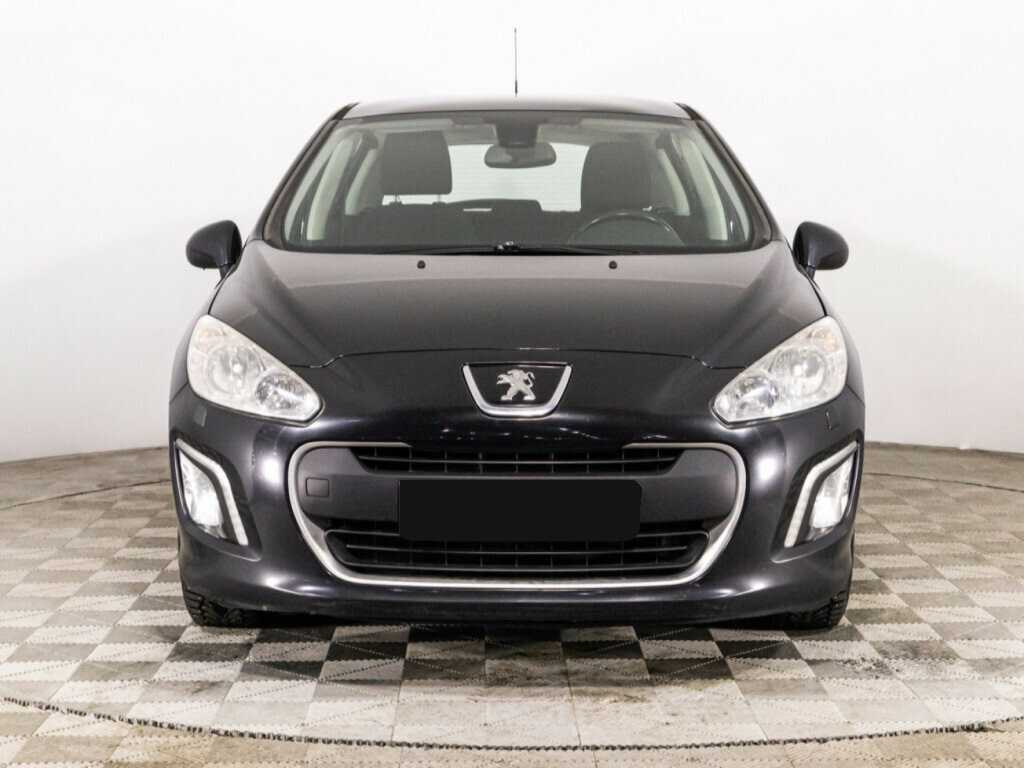 Peugeot 308 б/у, 2012, Механическая. Фото: #1