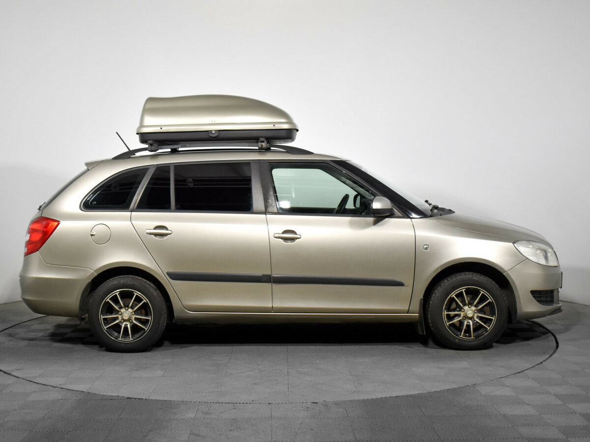 Skoda Fabia б/у, 2012, Механическая. Фото: #3
