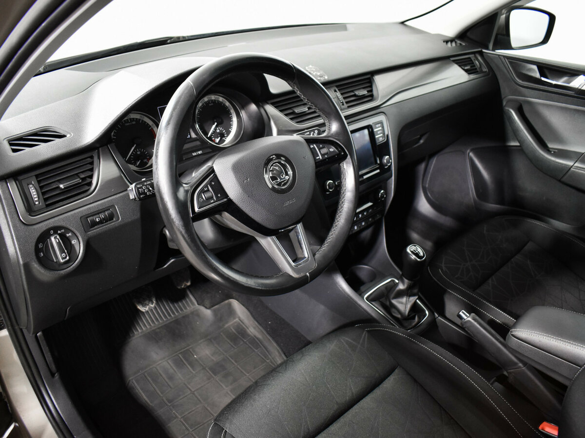 Skoda Rapid б/у, 2019, Механическая. Фото: #8
