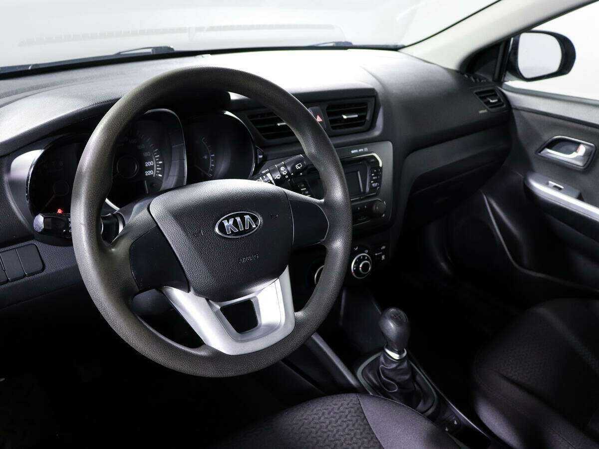 Kia Rio б/у, 2013, Механическая. Фото: #12