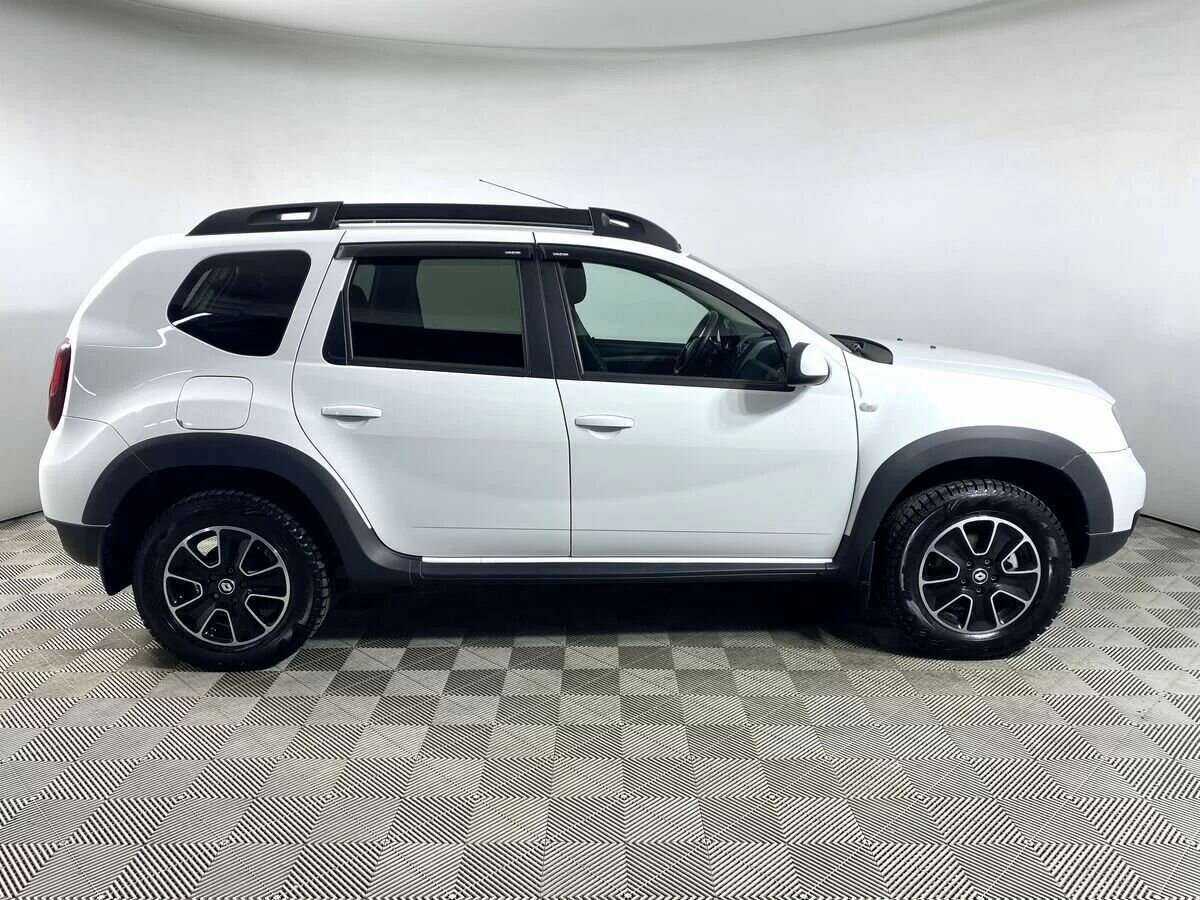 Renault Duster б/у, 2020, Механическая. Фото: #1