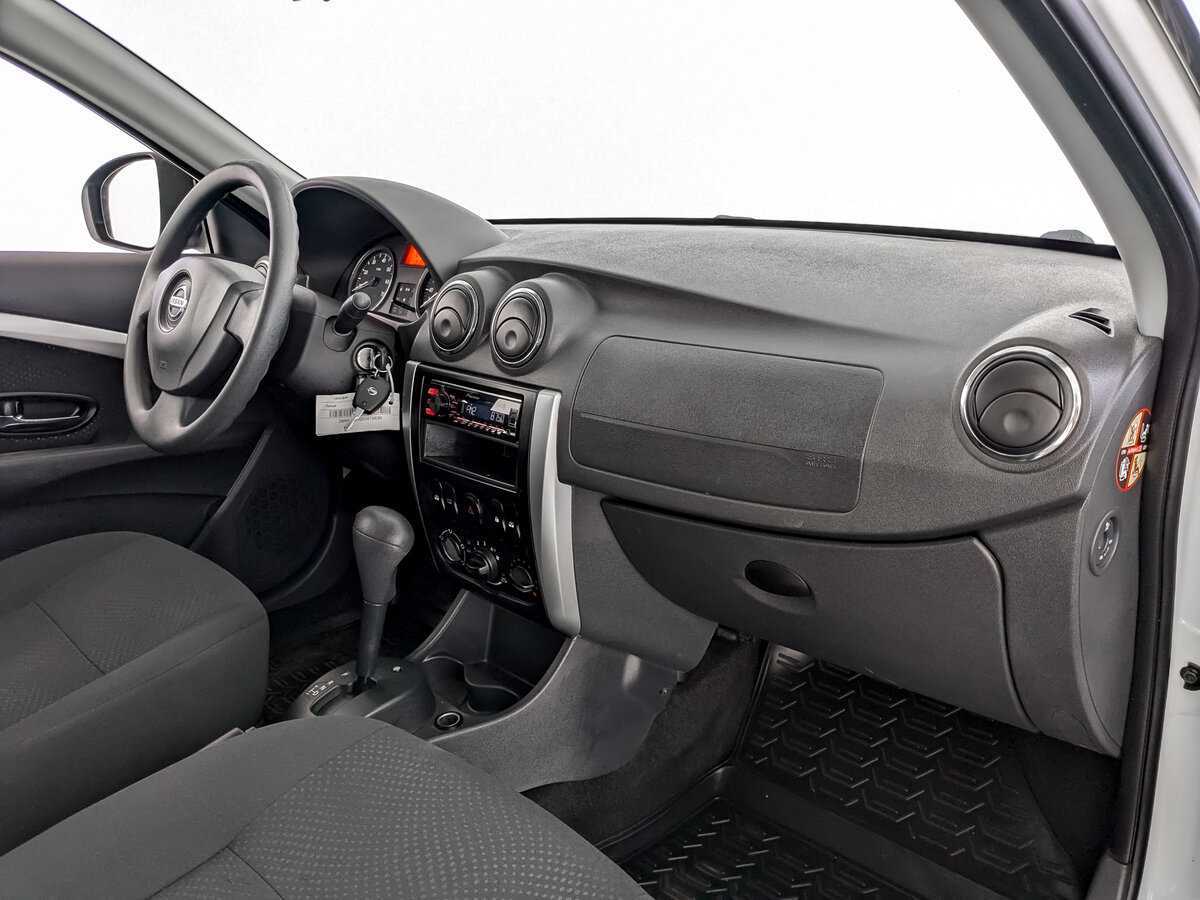 Nissan Almera б/у, 2015, Автоматическая. Фото: #8