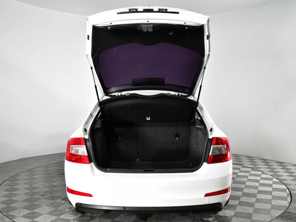 Skoda Octavia б/у, 2014, Механическая. Фото: #13
