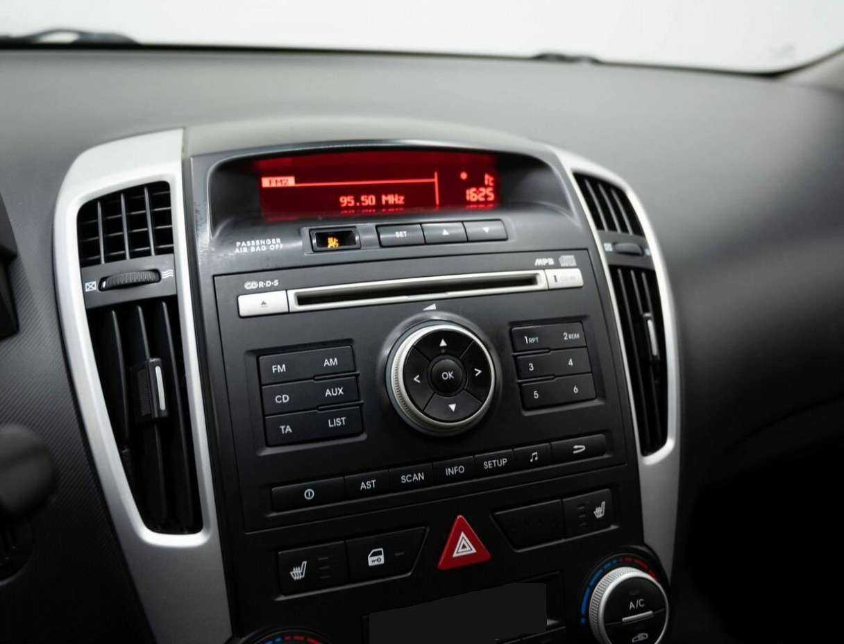 Kia Ceed б/у, 2012, Автоматическая. Фото: #18