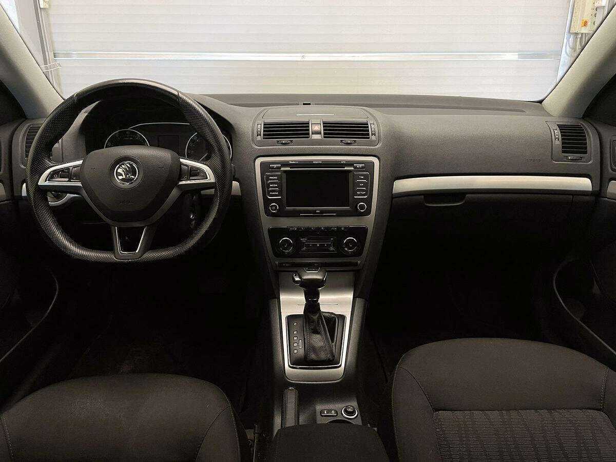 Skoda Octavia б/у, 2012, Автоматическая. Фото: #7