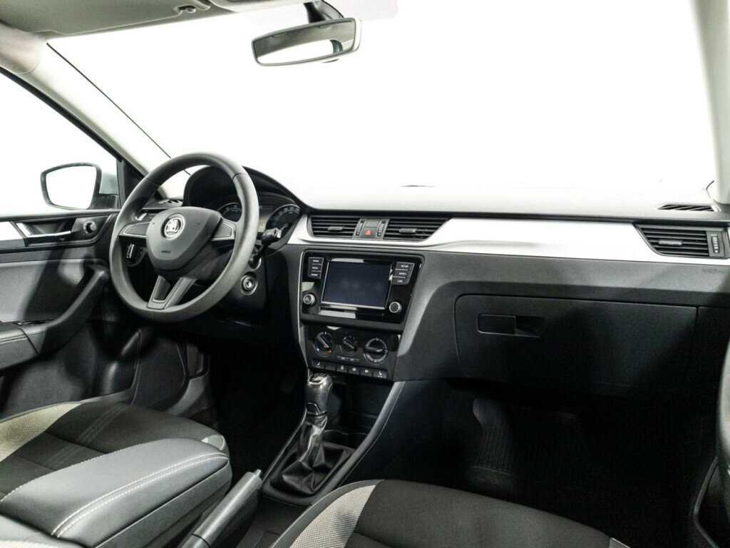Skoda Rapid б/у, 2018, Механическая. Фото: #8