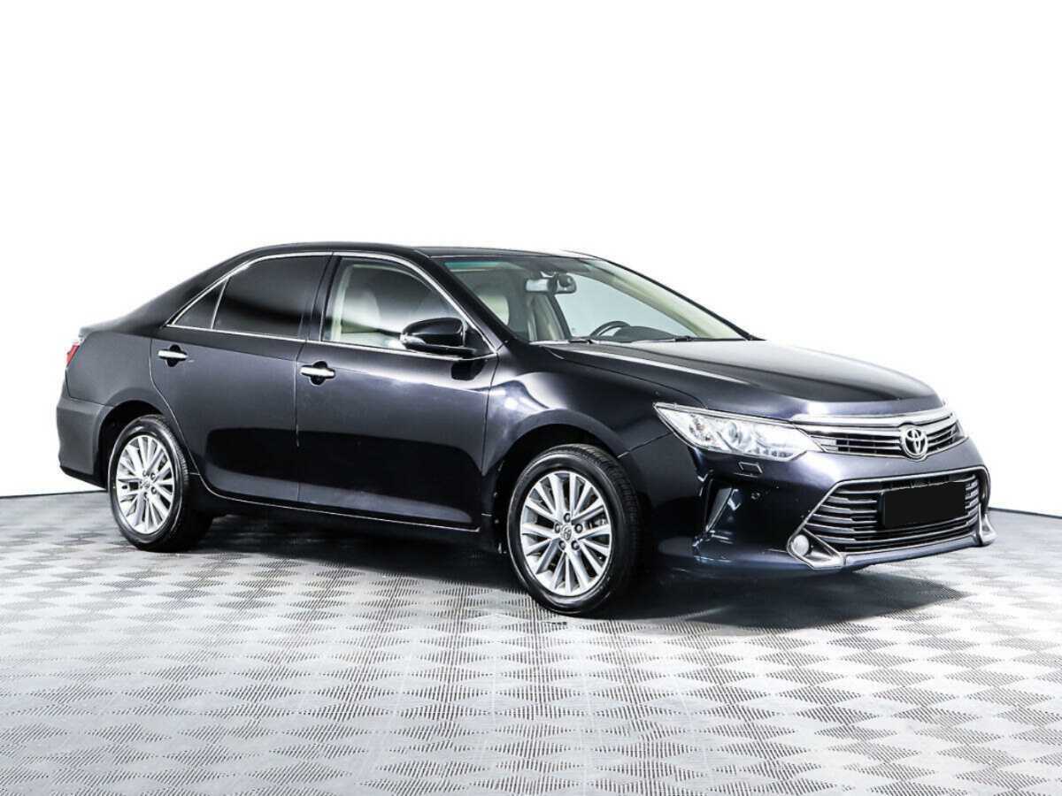 Toyota Camry б/у, 2015, Автоматическая. Фото: #1
