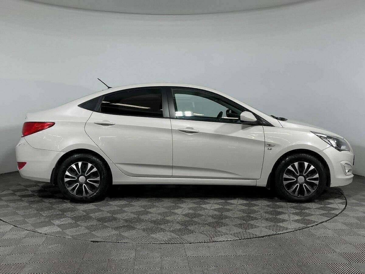 Hyundai Solaris б/у, 2015, Автоматическая. Фото: #3