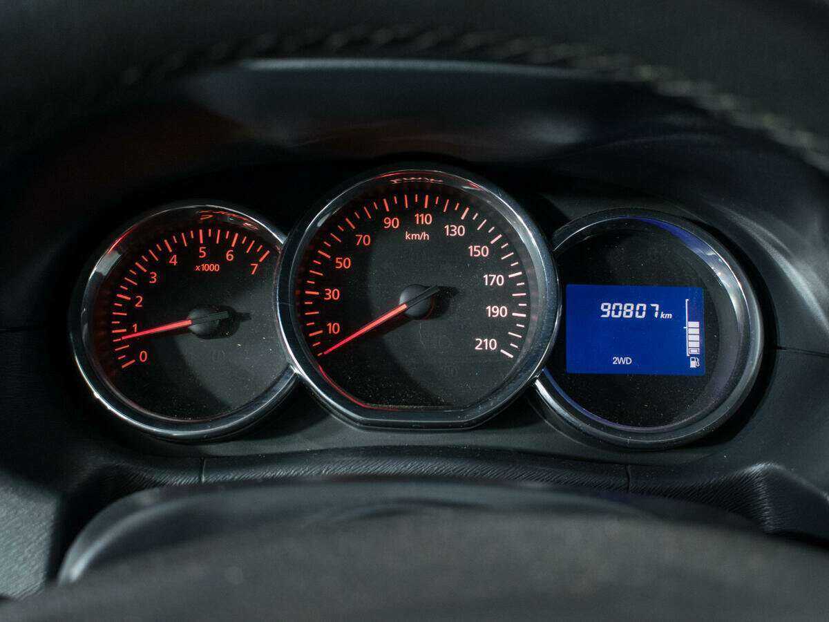 Nissan Terrano б/у, 2016, Механическая. Фото: #10