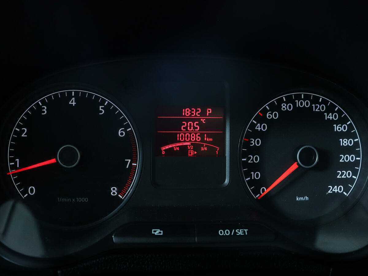 Volkswagen Polo б/у, 2013, Автоматическая. Фото: #10