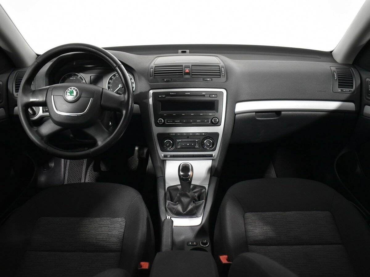 Skoda Octavia б/у, 2013, Механическая. Фото: #10