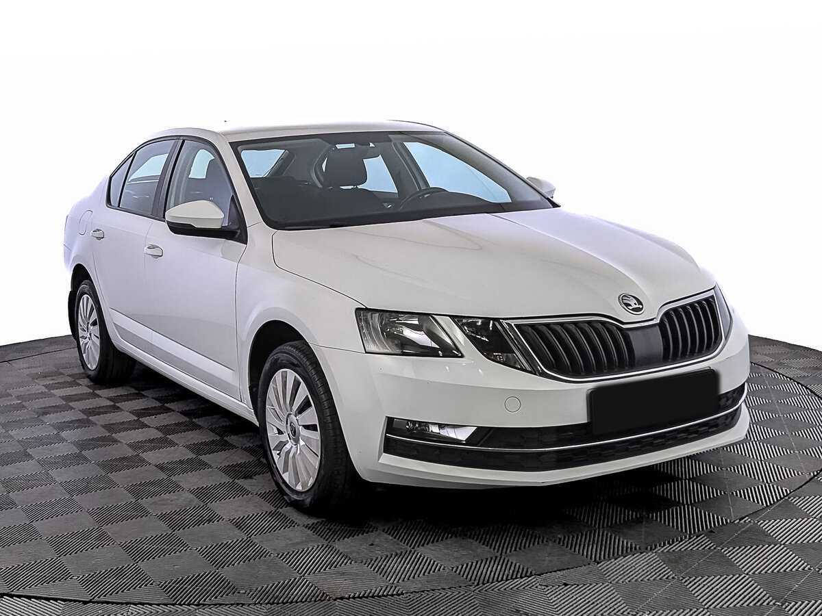 Skoda Octavia б/у, 2019, Автоматическая. Фото: #2