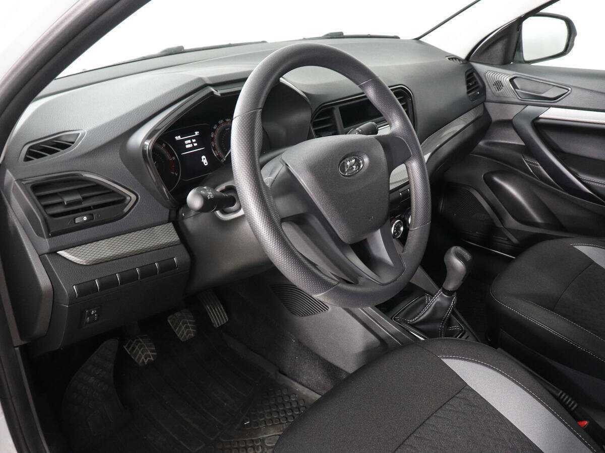 Lada (ВАЗ) Vesta б/у, 2024, Механическая. Фото: #8