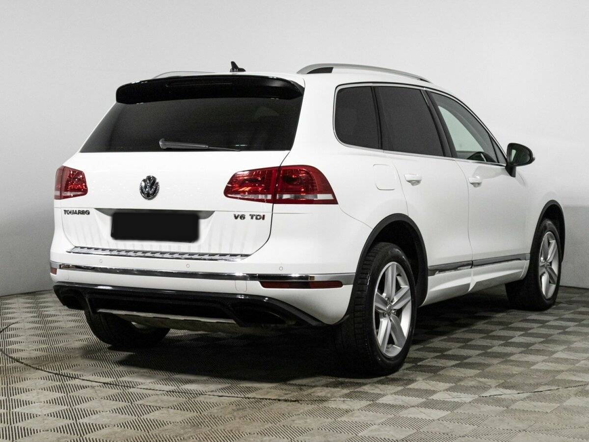 Volkswagen Touareg б/у, 2015, Автоматическая. Фото: #4