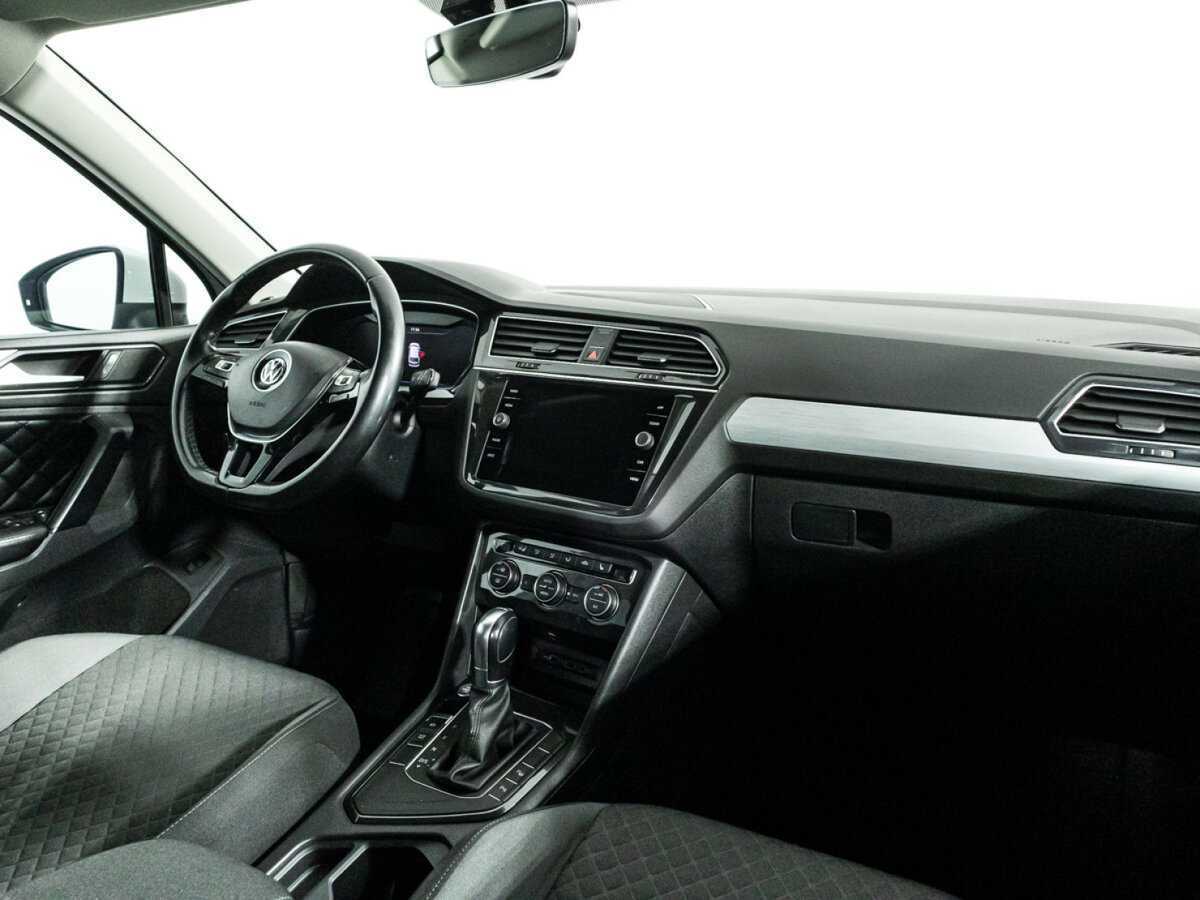 Volkswagen Tiguan б/у, 2018, Роботизированная. Фото: #7