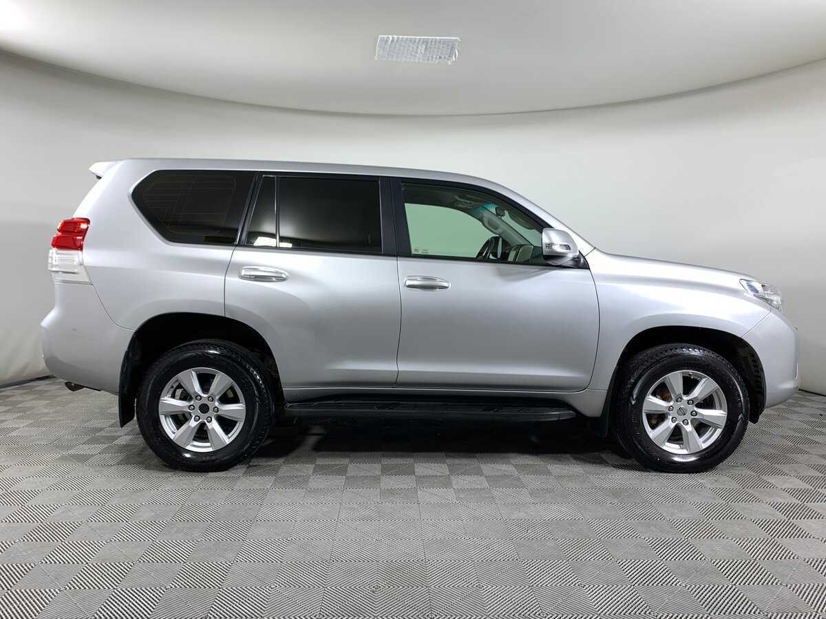 Toyota Land Cruiser Prado б/у, 2012, Автоматическая. Фото: #3