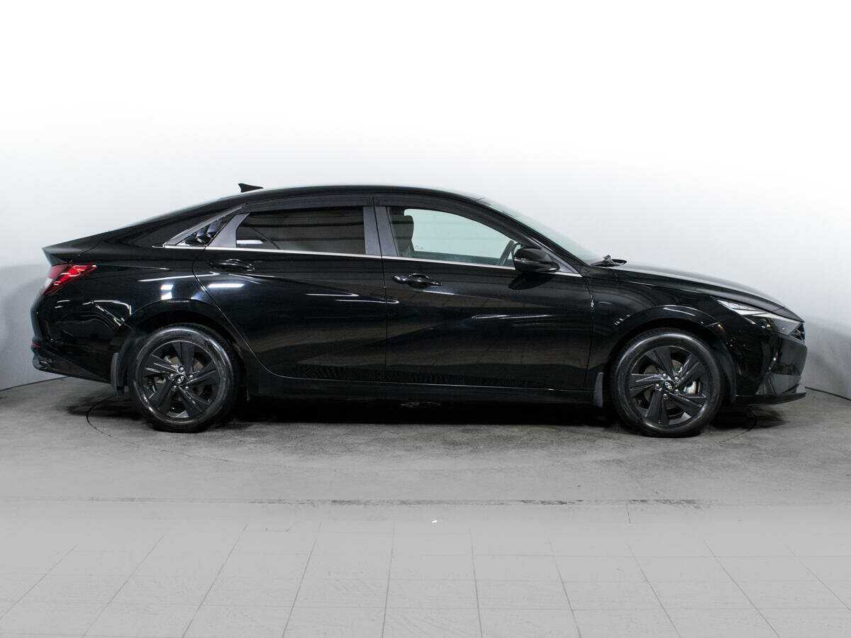 Hyundai Elantra б/у, 2020, Автоматическая. Фото: #3