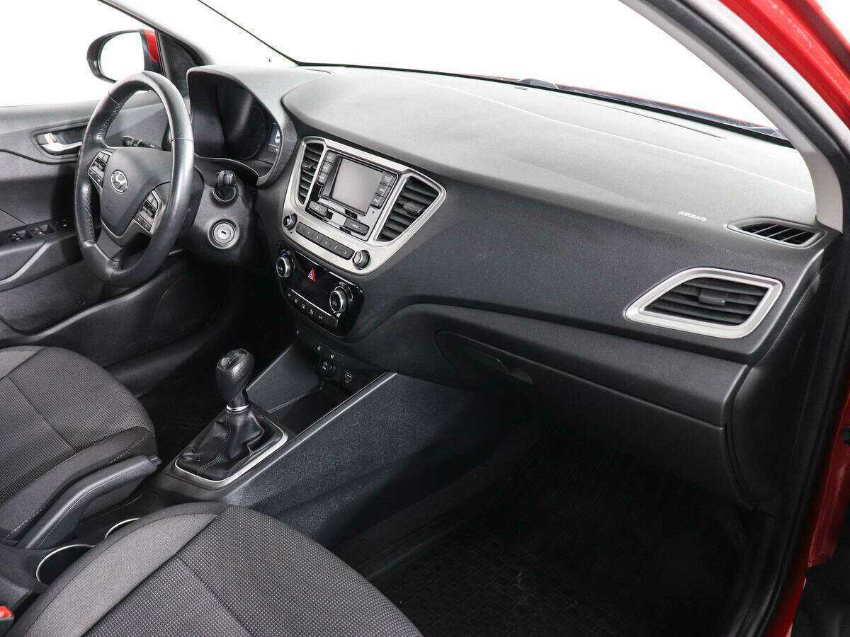 Hyundai Solaris б/у, 2019, Механическая. Фото: #5
