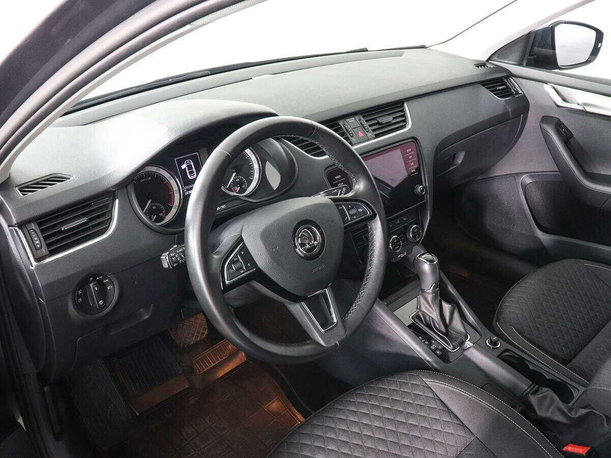 Skoda Octavia б/у, 2018, Автоматическая. Фото: #8