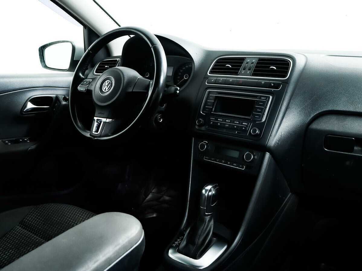 Volkswagen Polo б/у, 2012, Автоматическая. Фото: #8