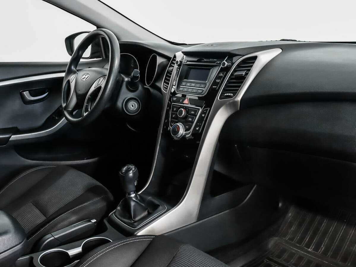 Hyundai i30 б/у, 2013, Механическая. Фото: #10
