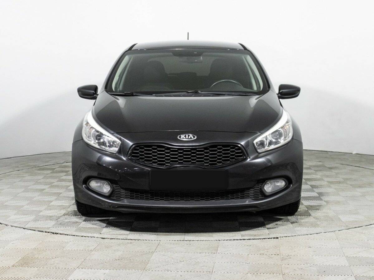 Kia Ceed б/у, 2013, Автоматическая. Фото: #1
