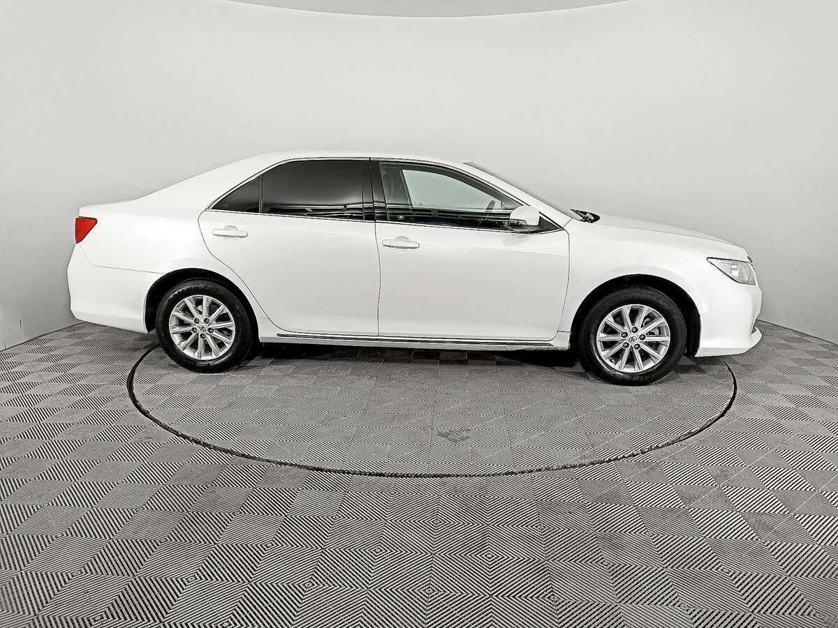 Toyota Camry б/у, 2014, Автоматическая. Фото: #3