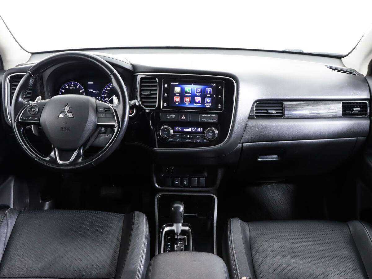 Mitsubishi Outlander б/у, 2018, Вариатор. Фото: #9