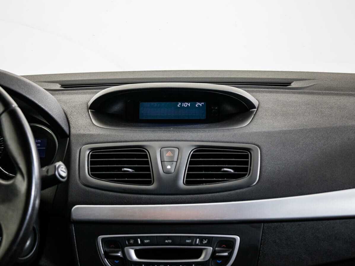 Renault Megane б/у, 2012, Механическая. Фото: #13
