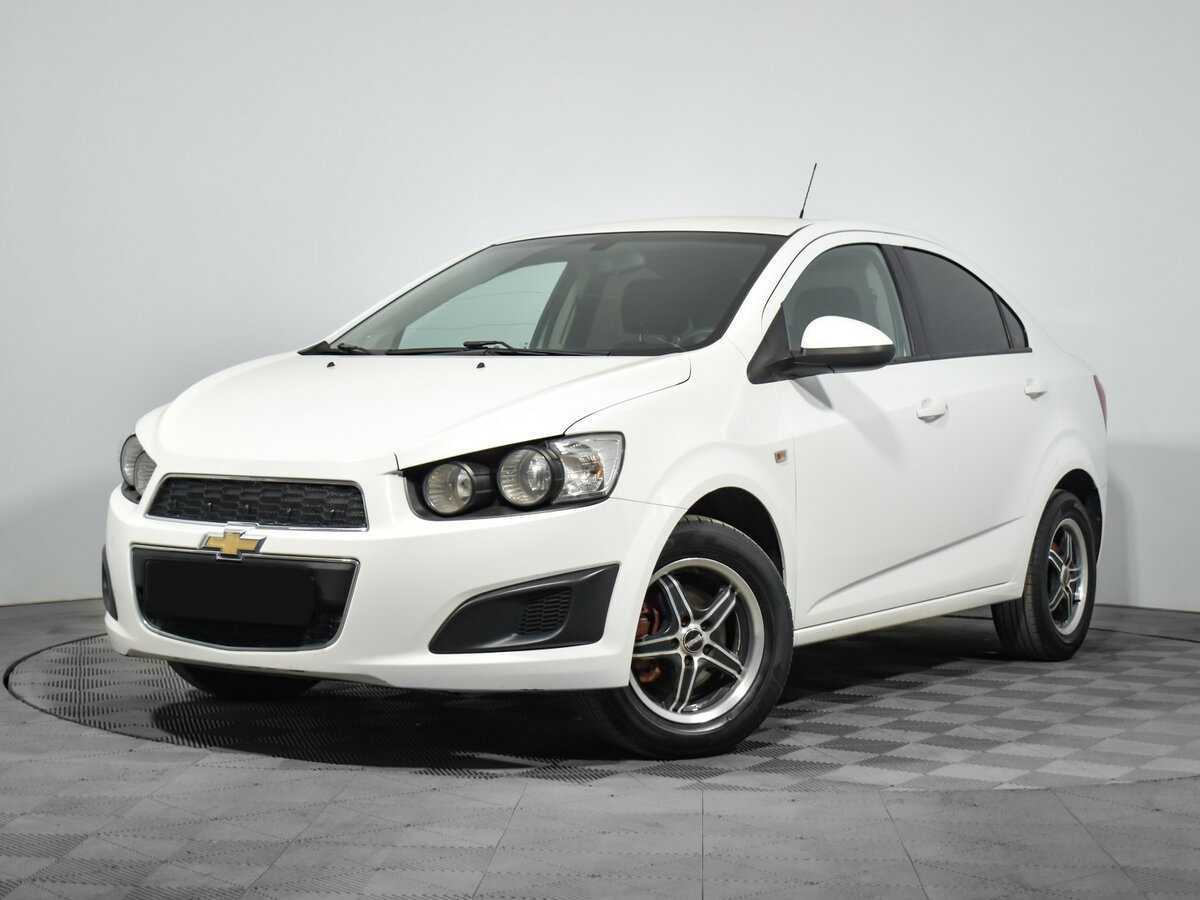 Chevrolet Aveo б/у, 2014, Механическая. Посмотреть фото