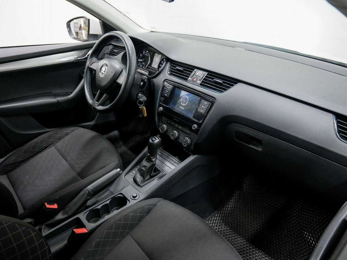 Skoda Octavia б/у, 2017, Автоматическая. Фото: #6