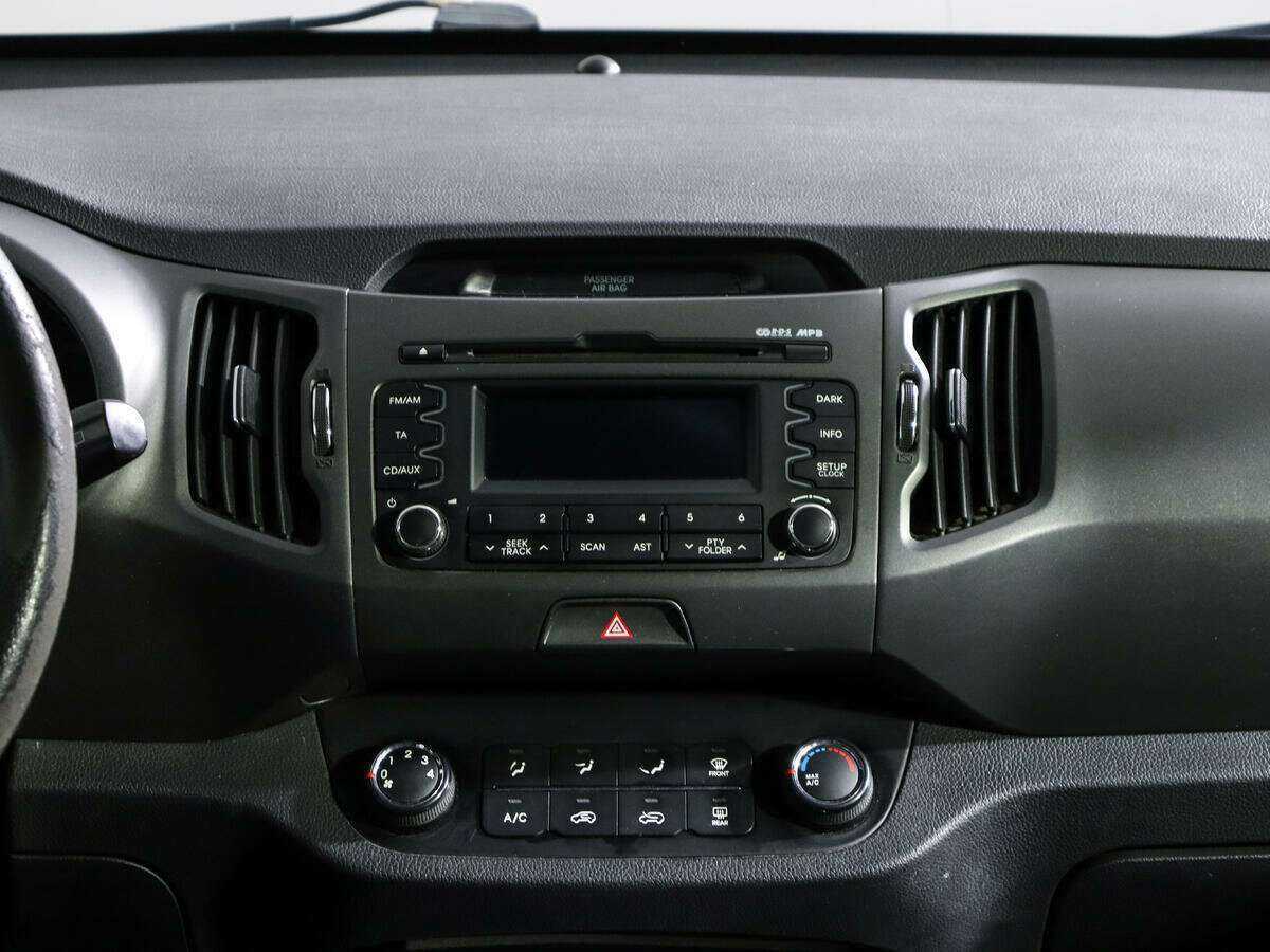 Kia Sportage б/у, 2012, Механическая. Фото: #10