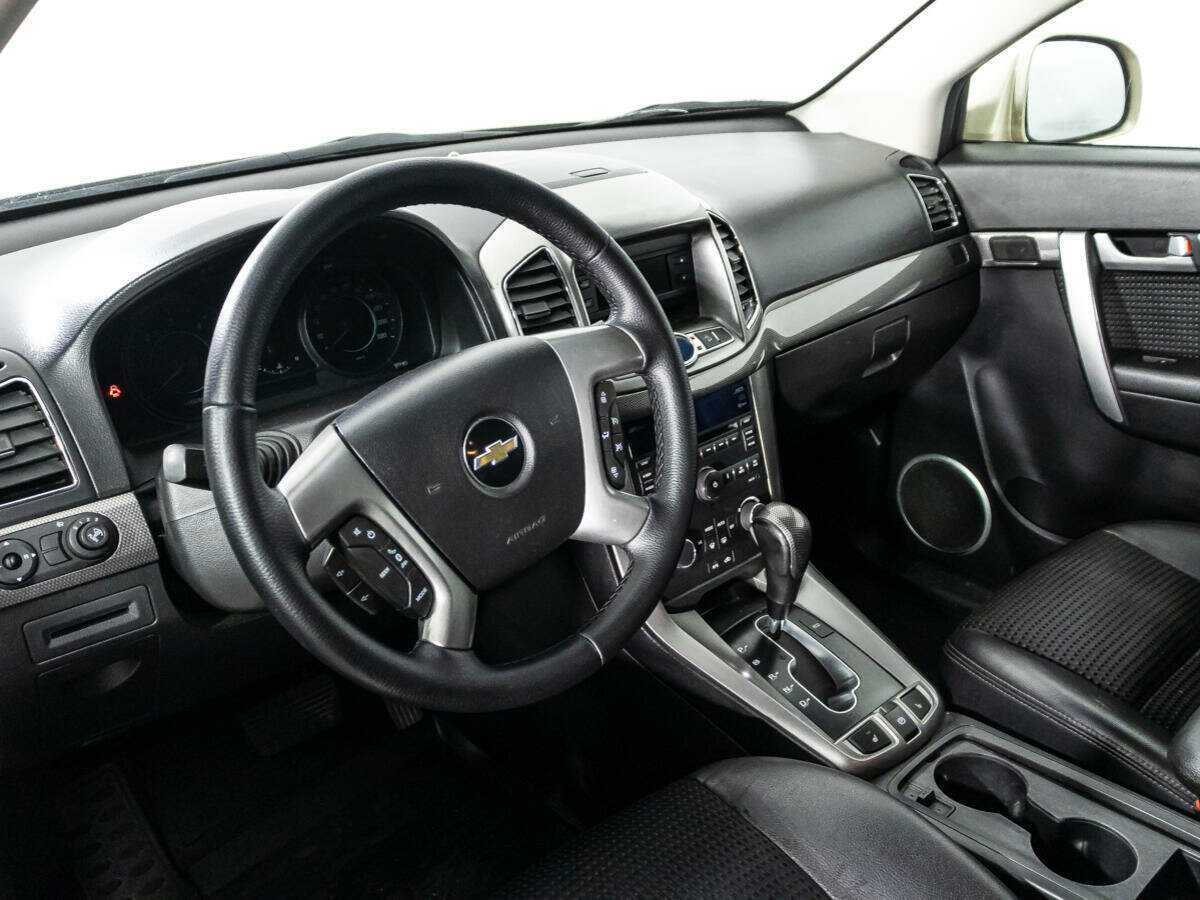 Chevrolet Captiva б/у, 2012, Автоматическая. Фото: #10