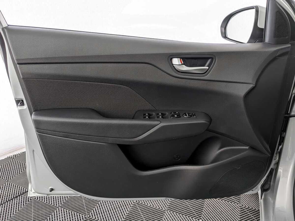 Hyundai Solaris б/у, 2019, Автоматическая. Фото: #14