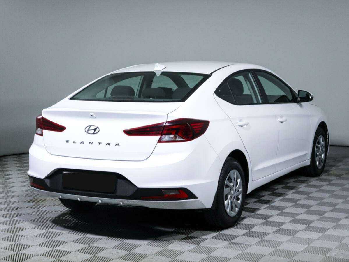 Hyundai Elantra б/у, 2020, Автоматическая. Фото: #3